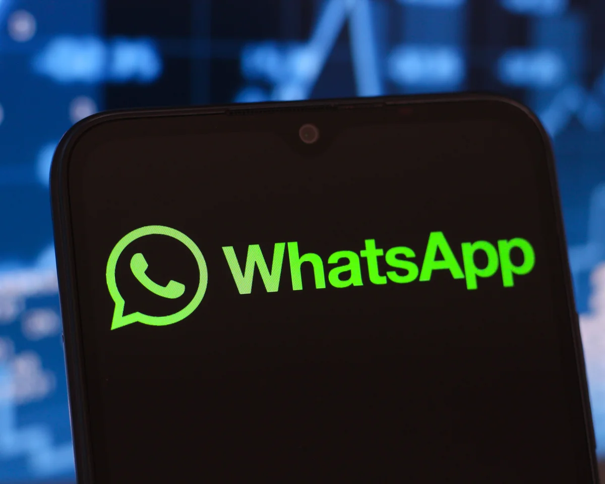 WhatsApp number verification - Filter WhatsApp chat data by profile picture, age, and gender.